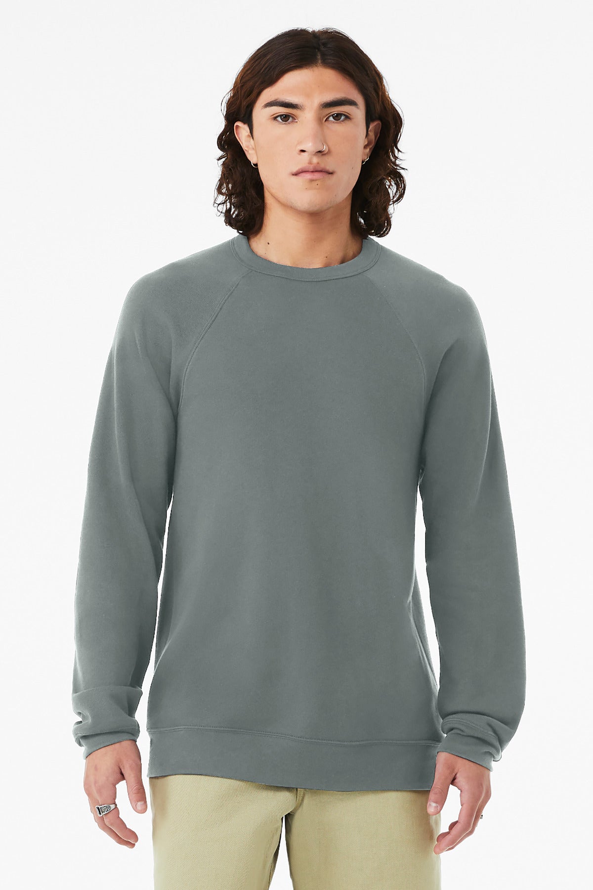 BELLA+CANVAS  ®  Unisex Sponge Fleece Raglan Sweatshirt. BC3901