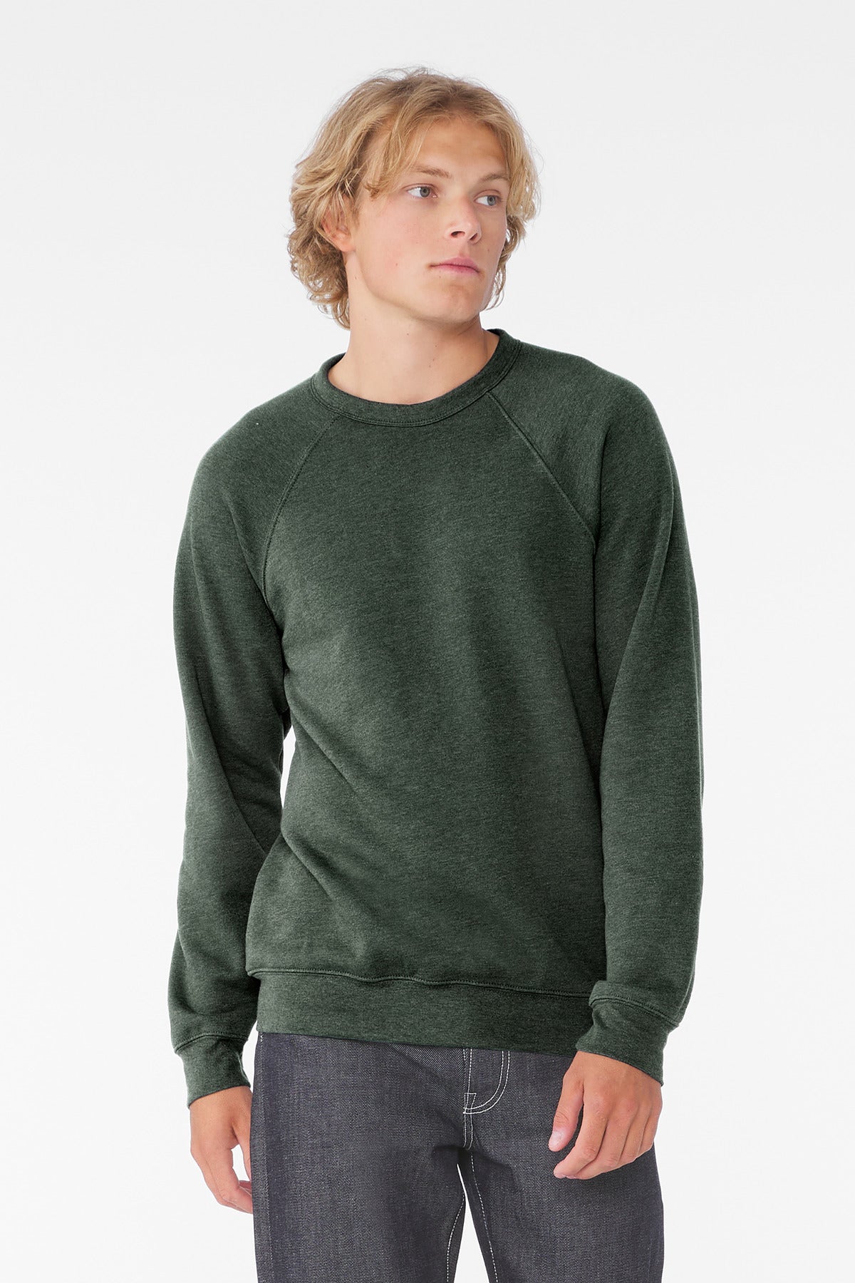 BELLA+CANVAS  ®  Unisex Sponge Fleece Raglan Sweatshirt. BC3901