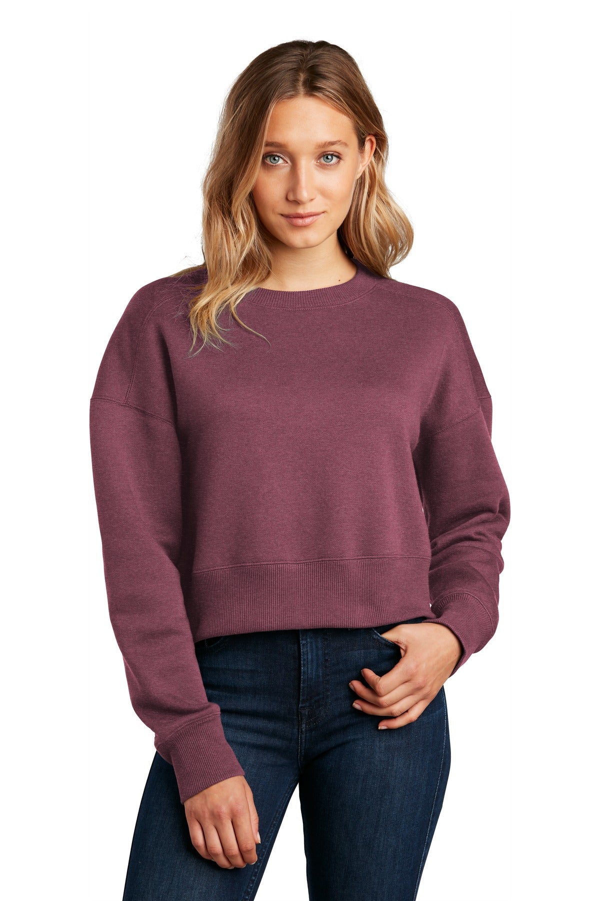 District ® Women's Perfect Weight ® Fleece Cropped Crew DT1105